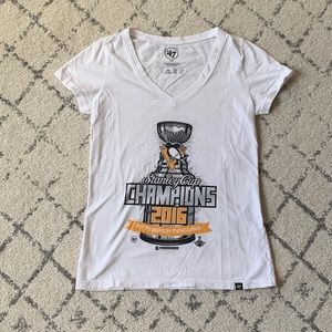 Pittsburgh Penguins V Neck T-shirt